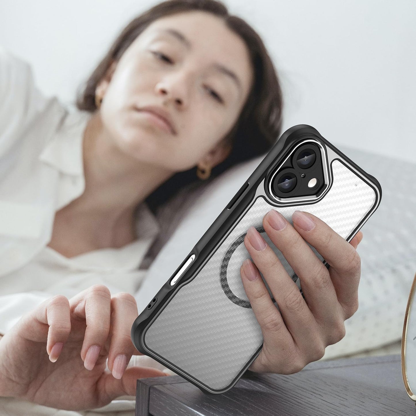 Magnetic carbon fibre case for iPhone 16 Plus, support wireless charging, carbon fibre shockproof slim case Black