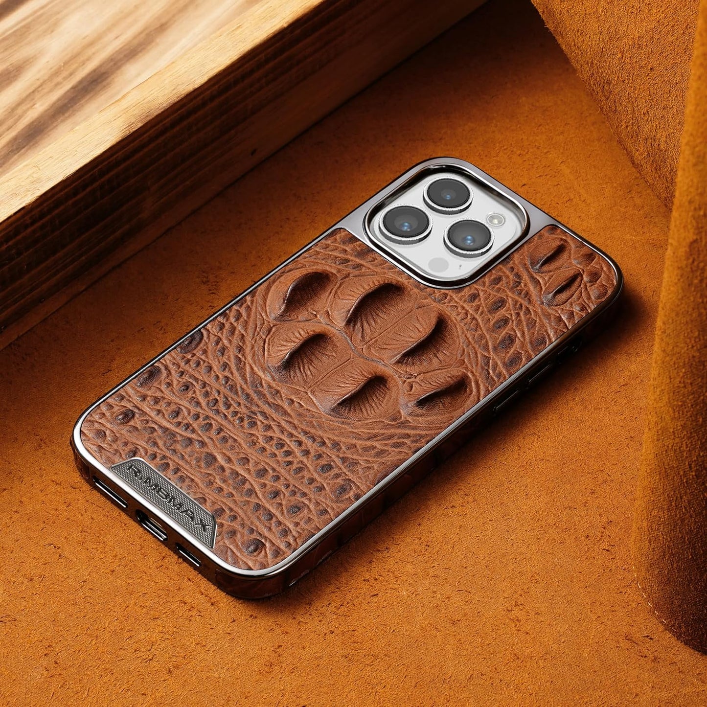 Crocodile pattern phone case for iPhone 15 Pro max, shockproof and drop-proof phone case, genuine leather crocodile pattern phone protective case Black