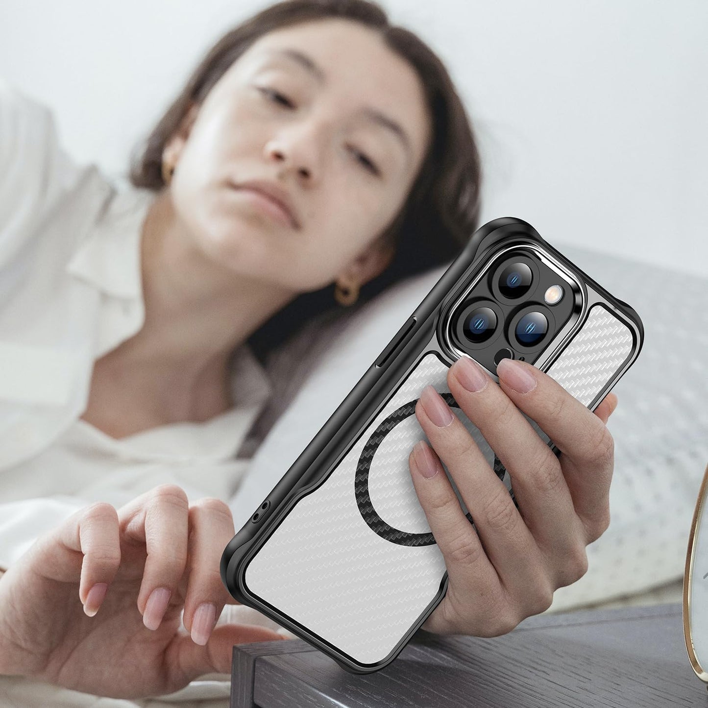 Magnetic carbon fibre case for iPhone 13 Pro, support wireless charging, carbon fibre shockproof slim case Purple